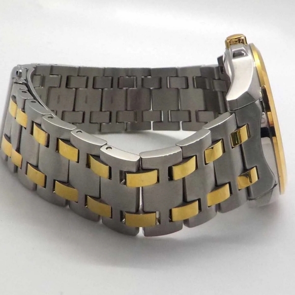 **SOLD/OTHER PLATFORM** Citizen Eco-Drive Men's Corso Two-Tone Stainless Steel - Picture 6 of 9